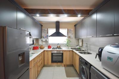 Apartment / Flat For Sale in Golden Fields Estate, Centurion